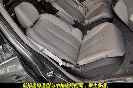 2011款别克全新GL8豪华商务车3.0XT图解