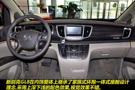 2011款别克全新GL8豪华商务车3.0XT图解