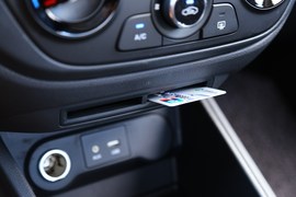 北京现代悦纳1.4L