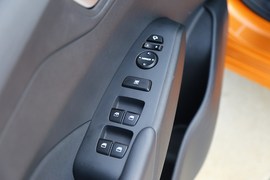 北京现代悦纳1.4L