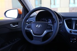 北京现代悦纳1.4L