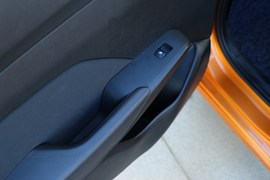 北京现代悦纳1.4L