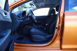 北京现代悦纳1.4L