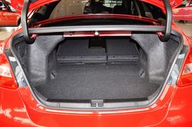 2010款铃木凯泽西2.4L