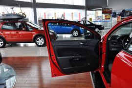 2010款铃木凯泽西2.4L