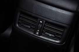 2010款铃木凯泽西2.4L