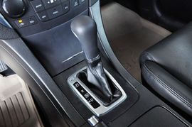 2010款铃木凯泽西2.4L