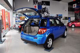 2011款铃木天语SX4两厢1.6L