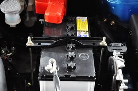 2011款铃木天语SX4两厢1.6L