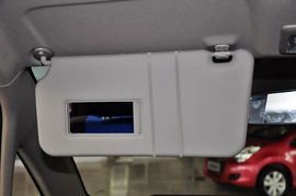 2011款铃木天语SX4两厢1.6L