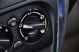 2011款铃木天语SX4两厢1.6L