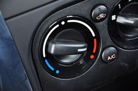 2011款铃木天语SX4两厢1.6L