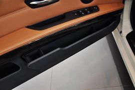 2011款宝马335i敞篷版