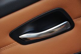 2011款宝马335i敞篷版