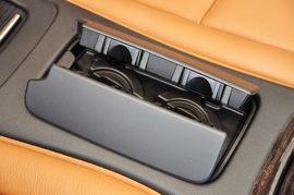 2011款宝马335i敞篷版