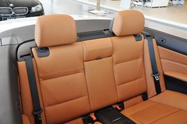 2011款宝马335i敞篷版