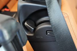 2011款宝马335i敞篷版