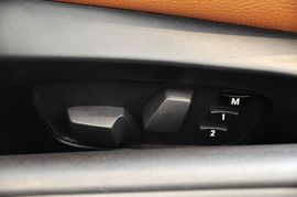 2011款宝马335i敞篷版