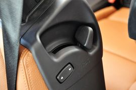 2011款宝马335i敞篷版