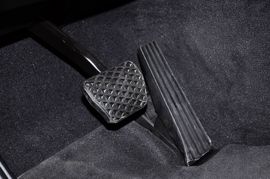 2011款宝马335i敞篷版