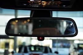 2011款宝马335i敞篷版