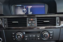 2011款宝马335i敞篷版