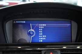 2011款宝马335i敞篷版