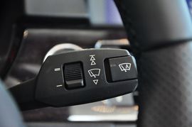 2011款宝马335i敞篷版