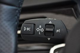 2011款宝马335i敞篷版