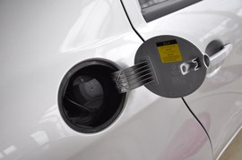 2011款长安CX30三厢