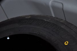 2011款长安CX30三厢