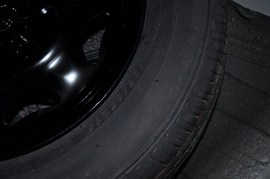 2011款长安CX30三厢