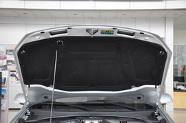 2011款长安CX30三厢