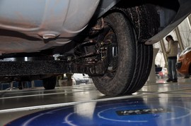 2011款长安CX30三厢