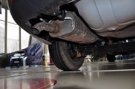 2011款长安CX30三厢