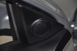 2011款长安CX30三厢