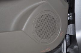 2011款长安CX30三厢