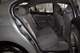 2011款长安CX30三厢