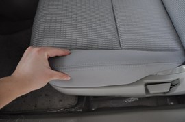 2011款长安CX30三厢