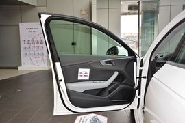 2017款奥迪A4L
