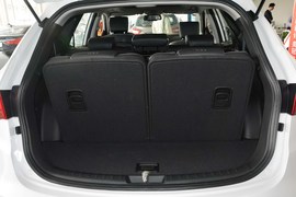 2016款现代全新胜达2.0T自动两驱智能型