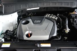 2016款现代全新胜达2.0T自动两驱智能型
