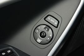2016款现代全新胜达2.0T自动两驱智能型