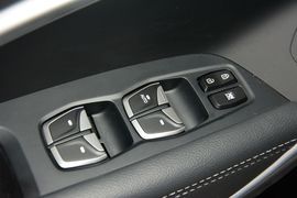 2016款现代全新胜达2.0T自动两驱智能型