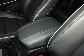 2016款现代全新胜达2.0T自动两驱智能型