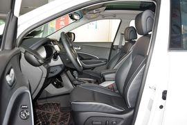 2016款现代全新胜达2.0T自动两驱智能型