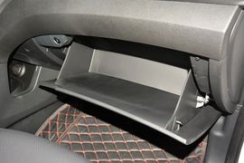 2016款现代全新胜达2.0T自动两驱智能型