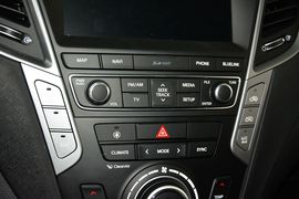 2016款现代全新胜达2.0T自动两驱智能型