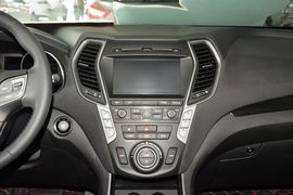 2016款现代全新胜达2.0T自动两驱智能型