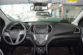 2016款现代全新胜达2.0T自动两驱智能型